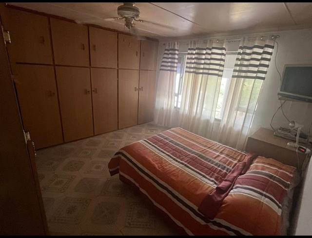 5 BEDROOM HOUSE FOR SALE IN SHALLCROSS